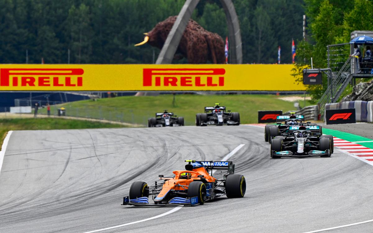 Lando Norris pred Hamiltonom a Bottasom