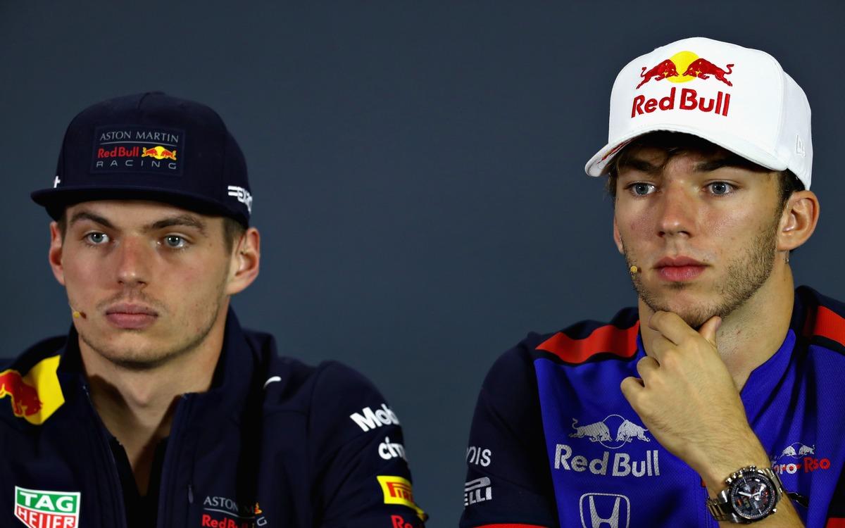 Max Verstappen a Pierre Gasly