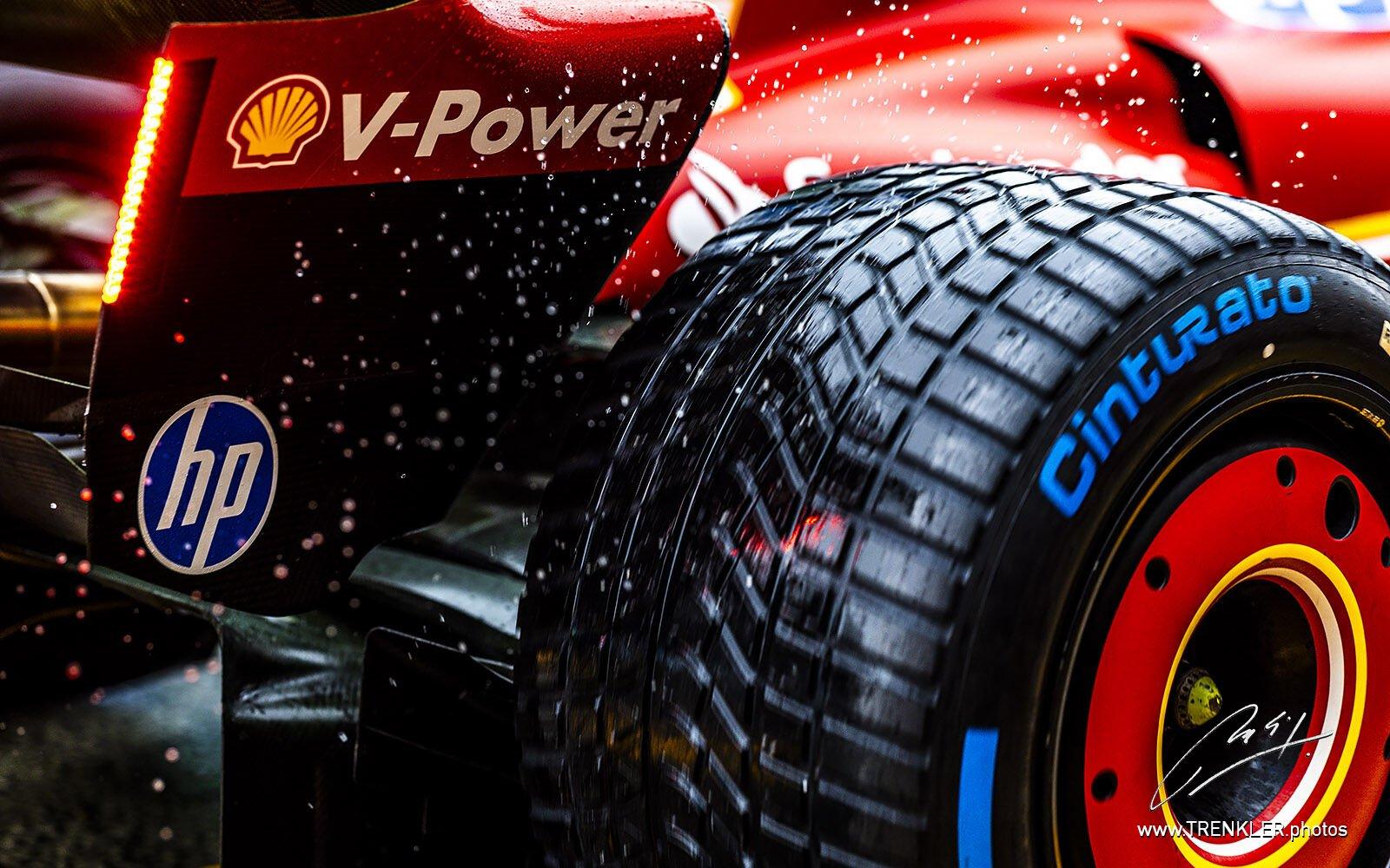Pneumatika Pirelli do dažďa na Ferrari