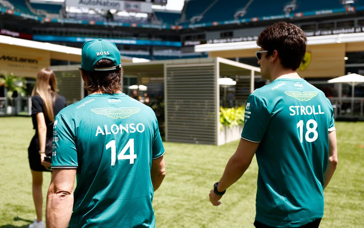 Lance Stroll a Fernando Alonso