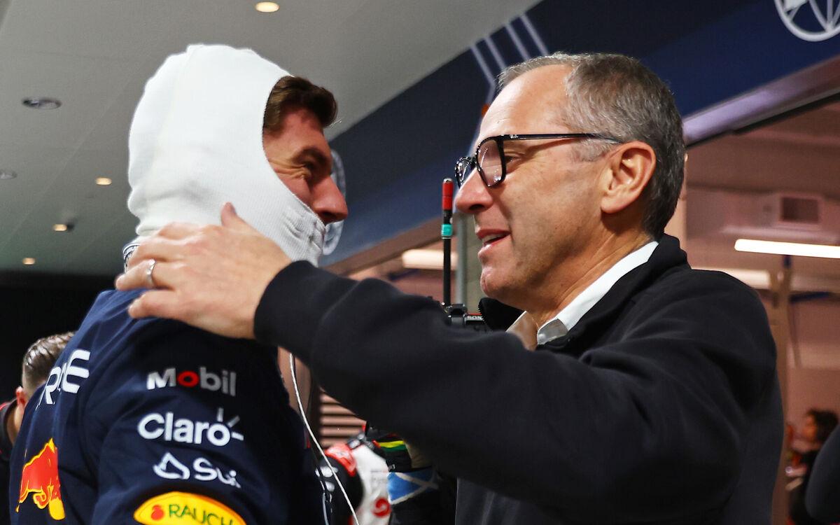 Max Verstappen a Stefano Domenicali