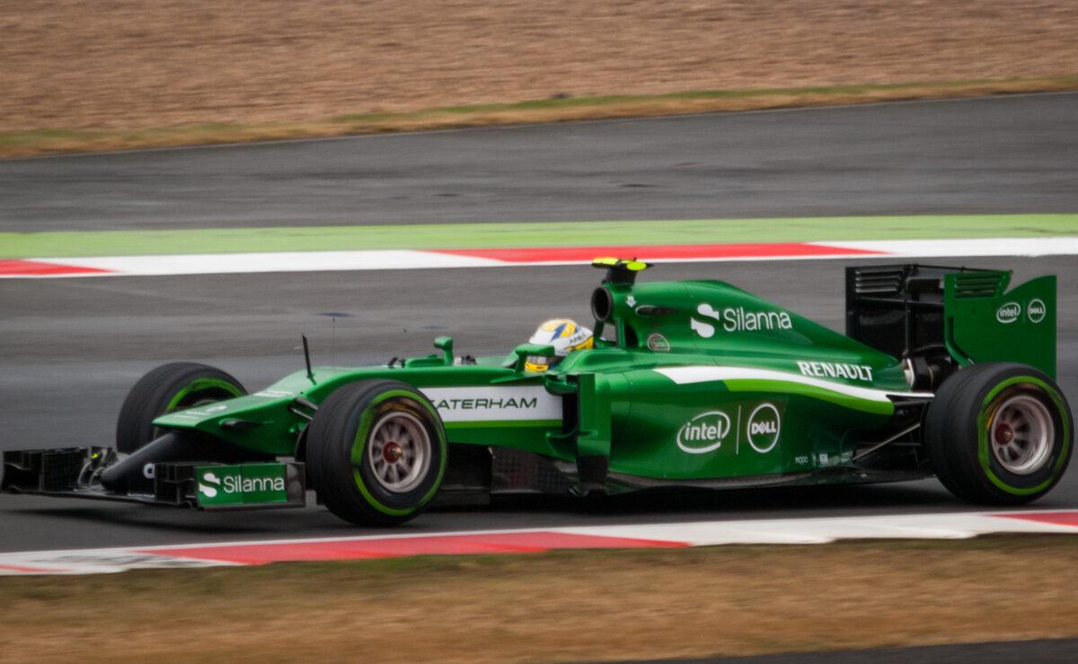 Marcus Ericsson v Caterhame CT05