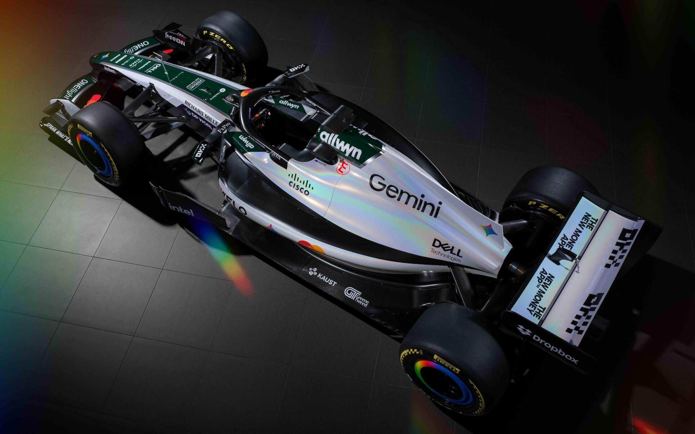 peciálne lakovanie McLarenu