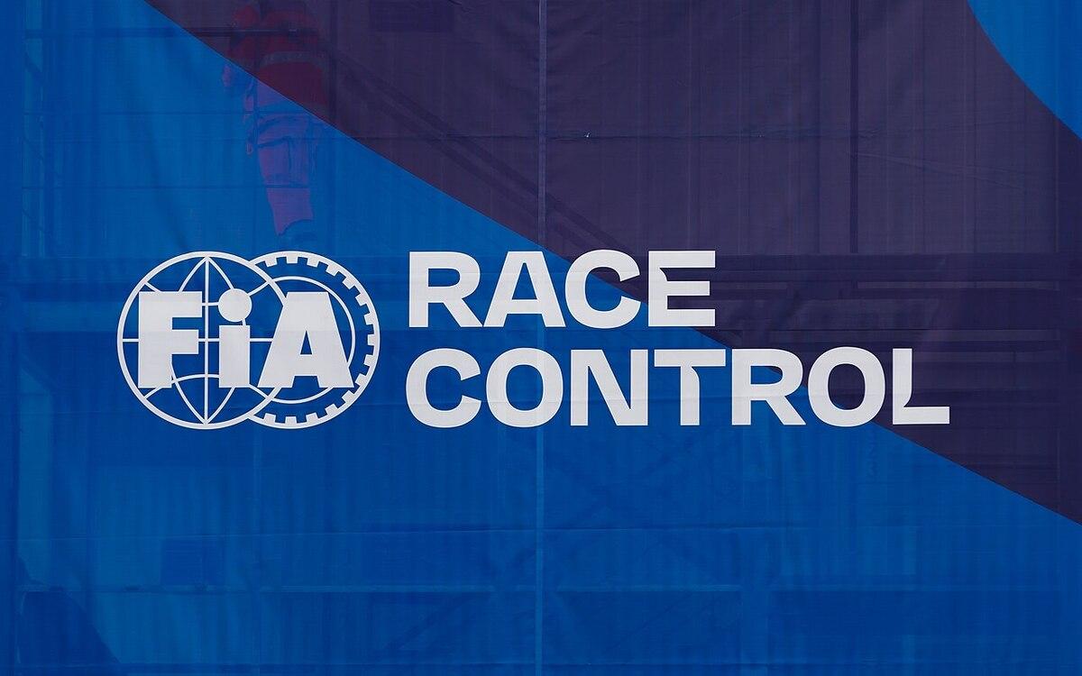Riaditeľstvo pretekov, FIA