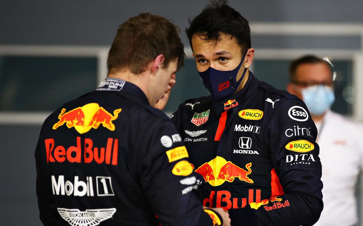 Alex Albon a Max Verstappen