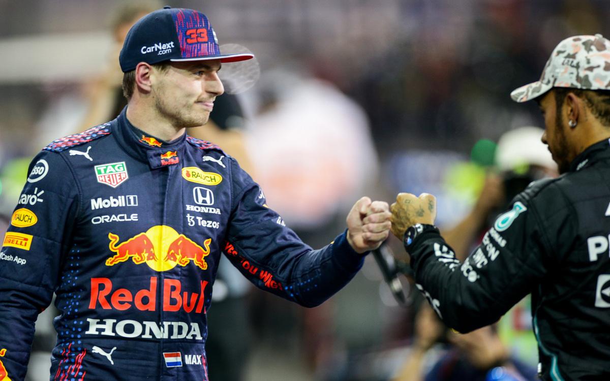 Max Verstappen a Lewis Hamilton