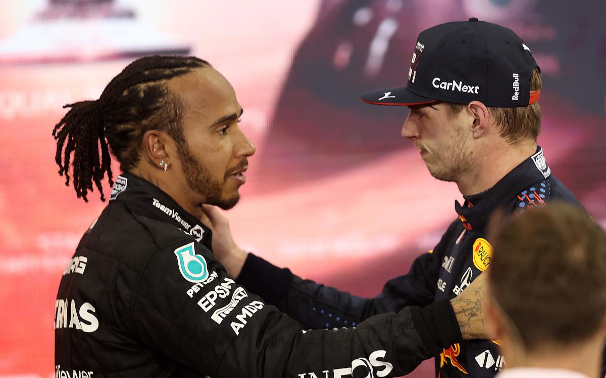 Lewis Hamilton a Max Verstappen