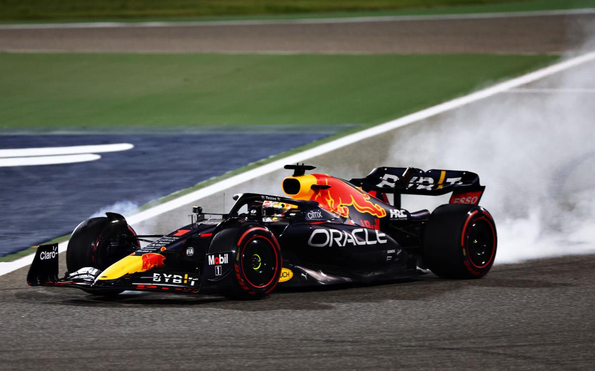 Max Verstappen prebrzdil
