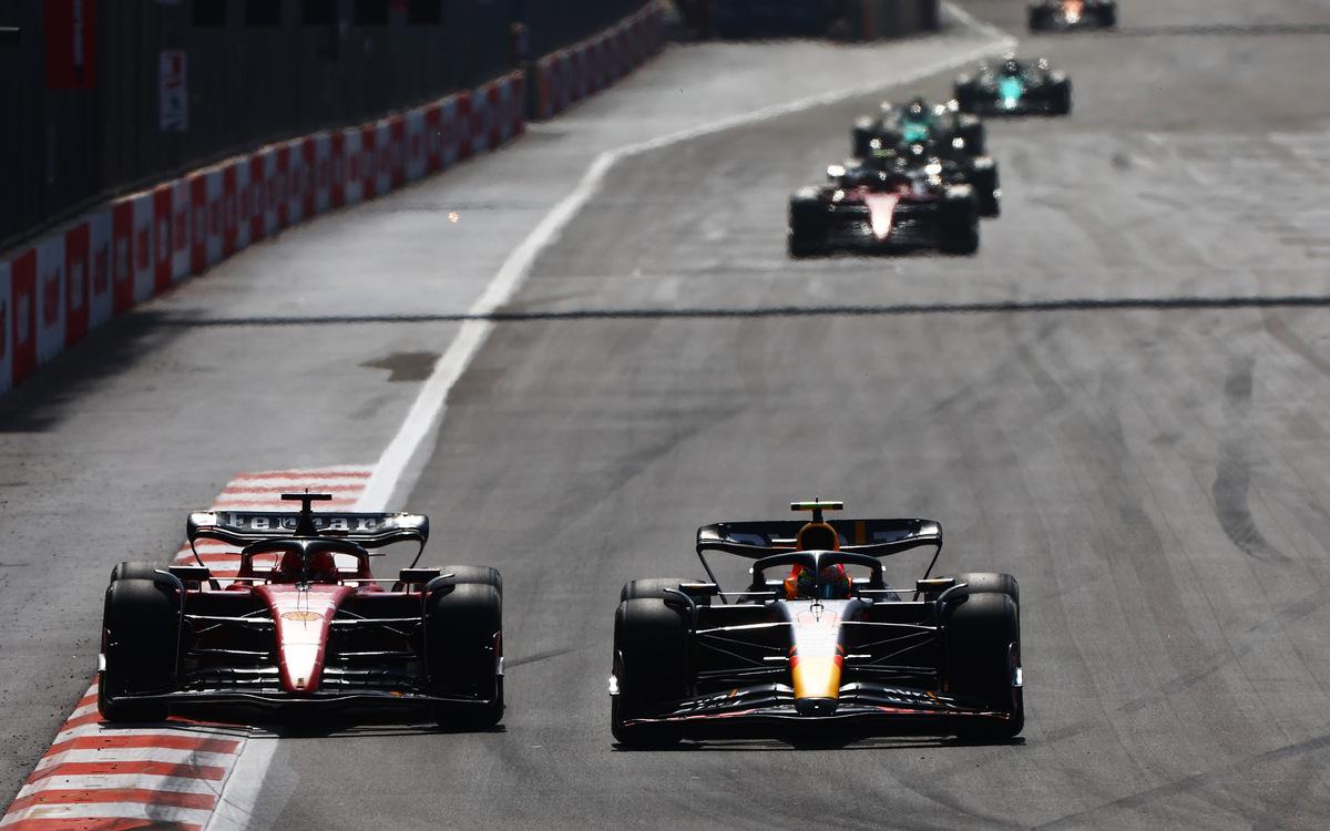 Charles Leclerc a Sergio Pérez