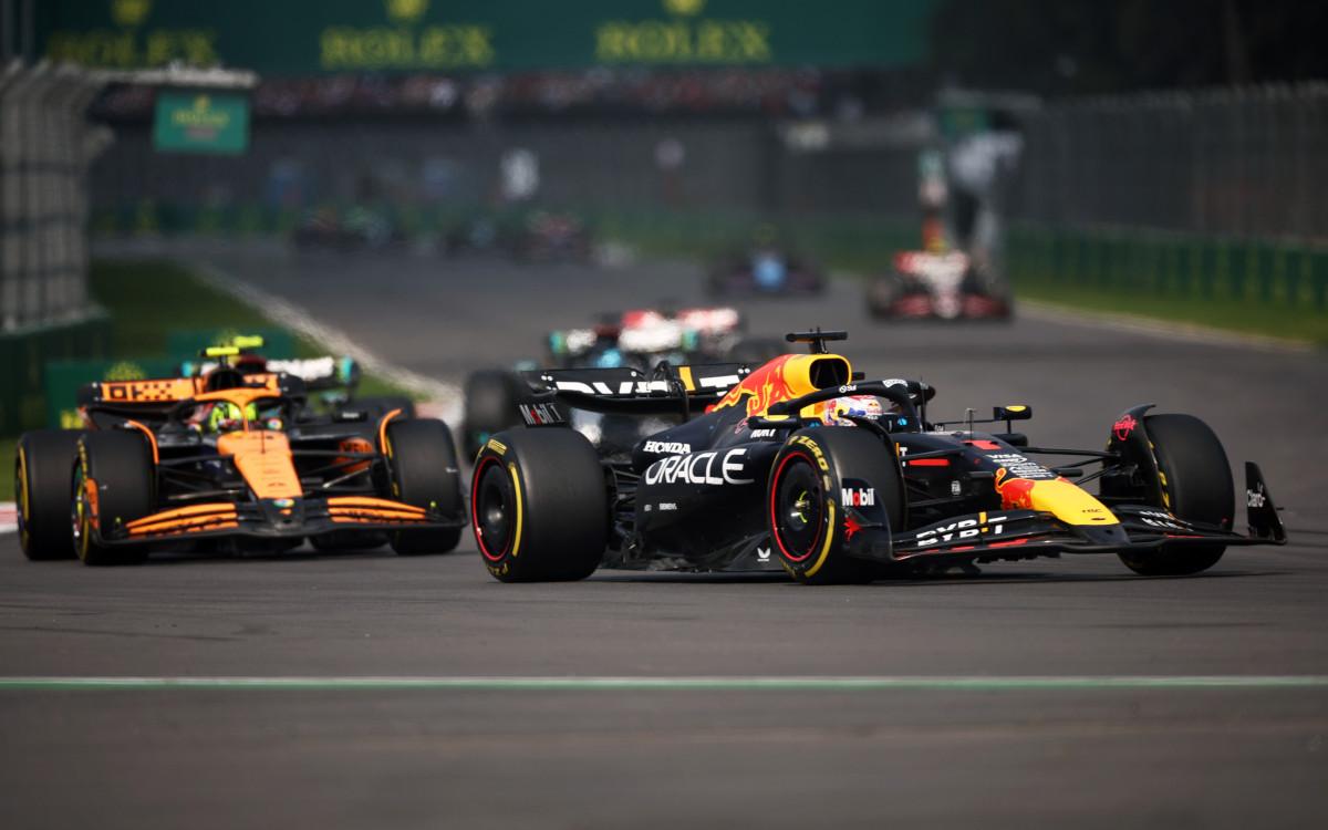 Max Verstappen pred Landom Norrisom