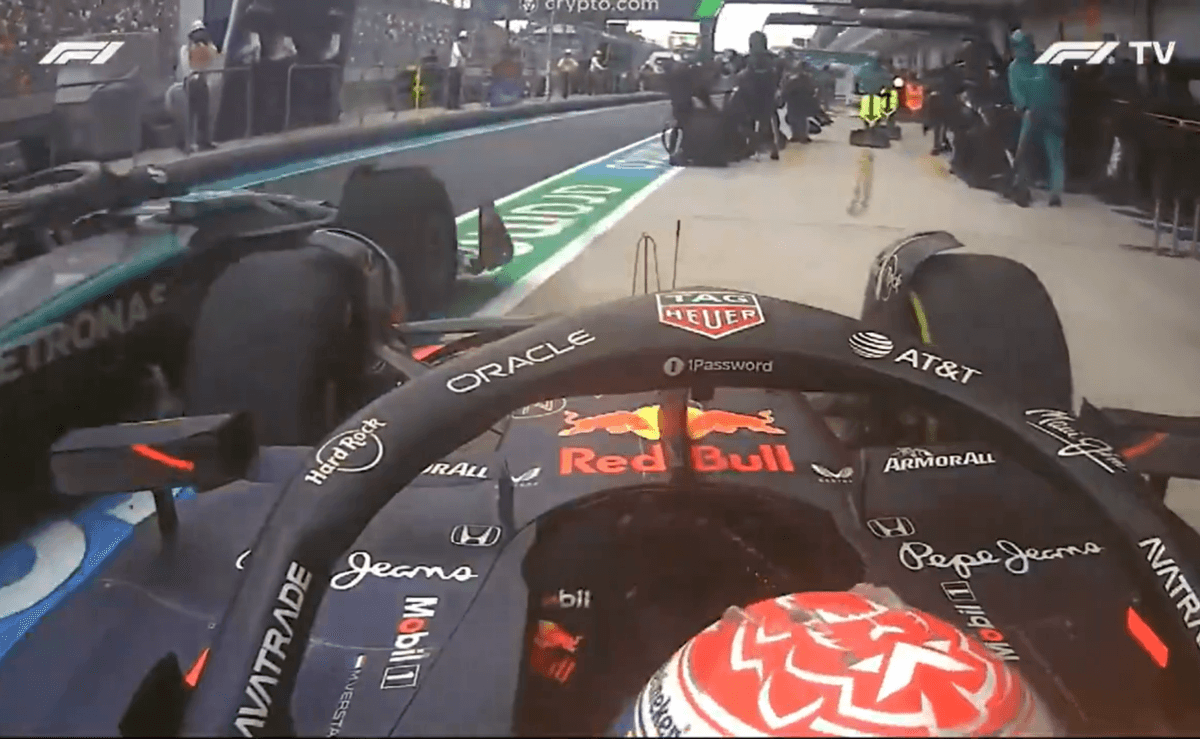 Incident medzi Maxom Verstappenom a Kimim Antonellim