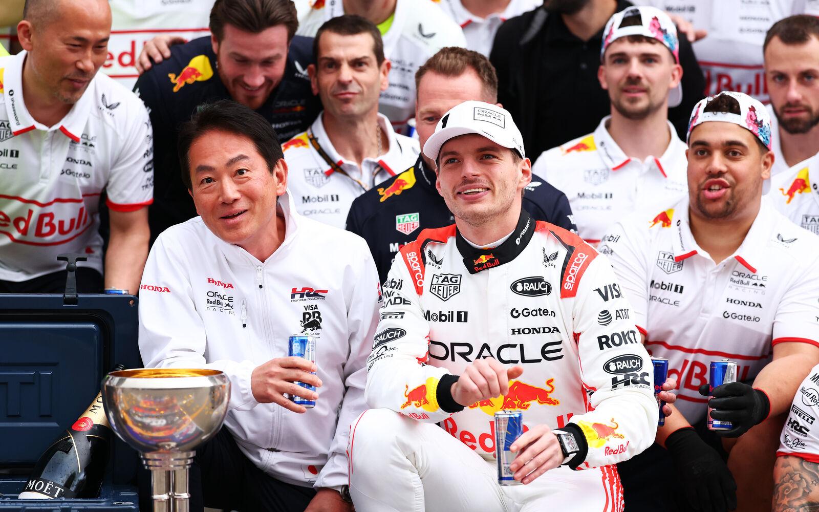 Kodži Watanabe a Max Verstappen
