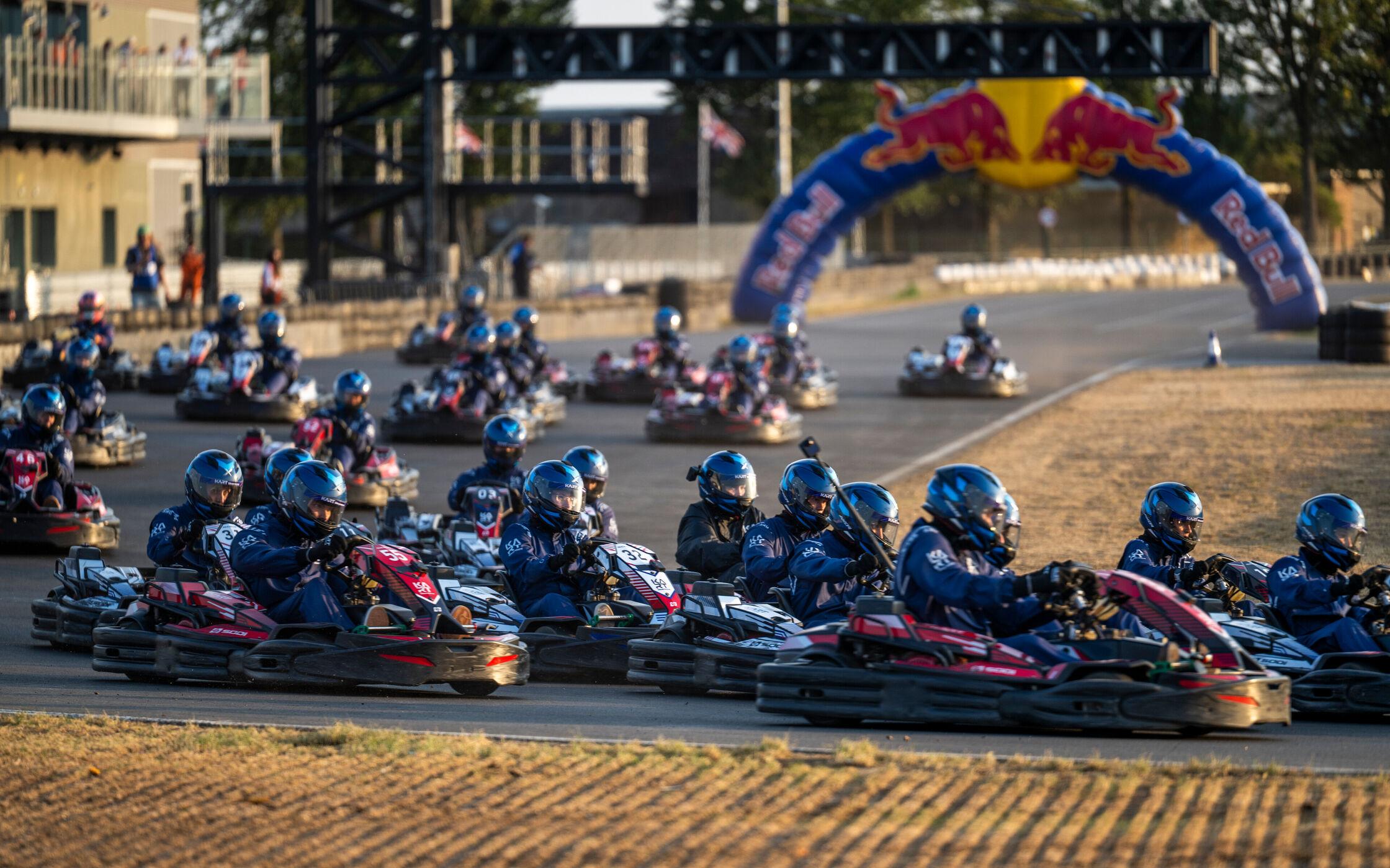 Max Verstappen vs. 100