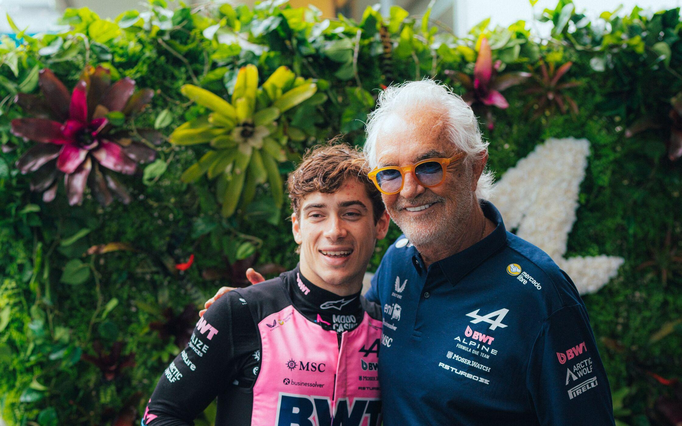 Franco Colapinto a Flavio Briatore