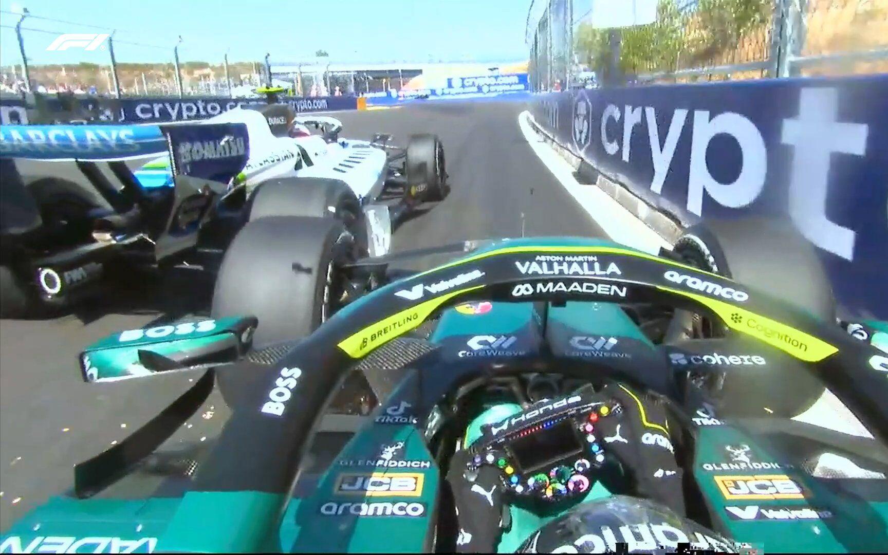 Carlos Sainz a Fernando Alonso