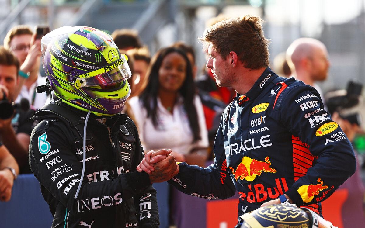 Lewis Hamilton a Max Verstappen