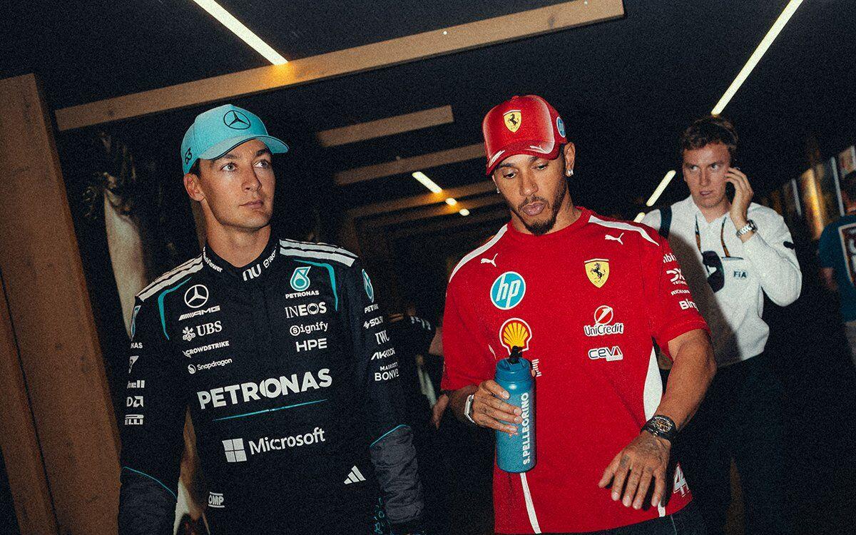 Lewis Hamilton a George Russell