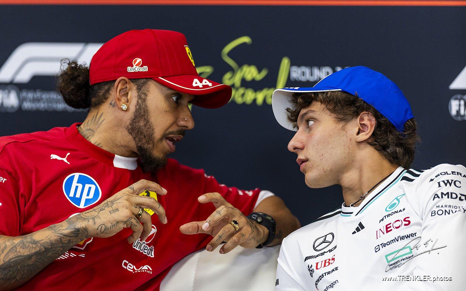 Lewis Hamilton a Kimi Antonelli