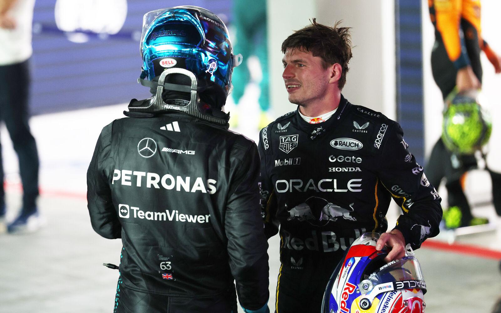 Max Verstappen a George Russell