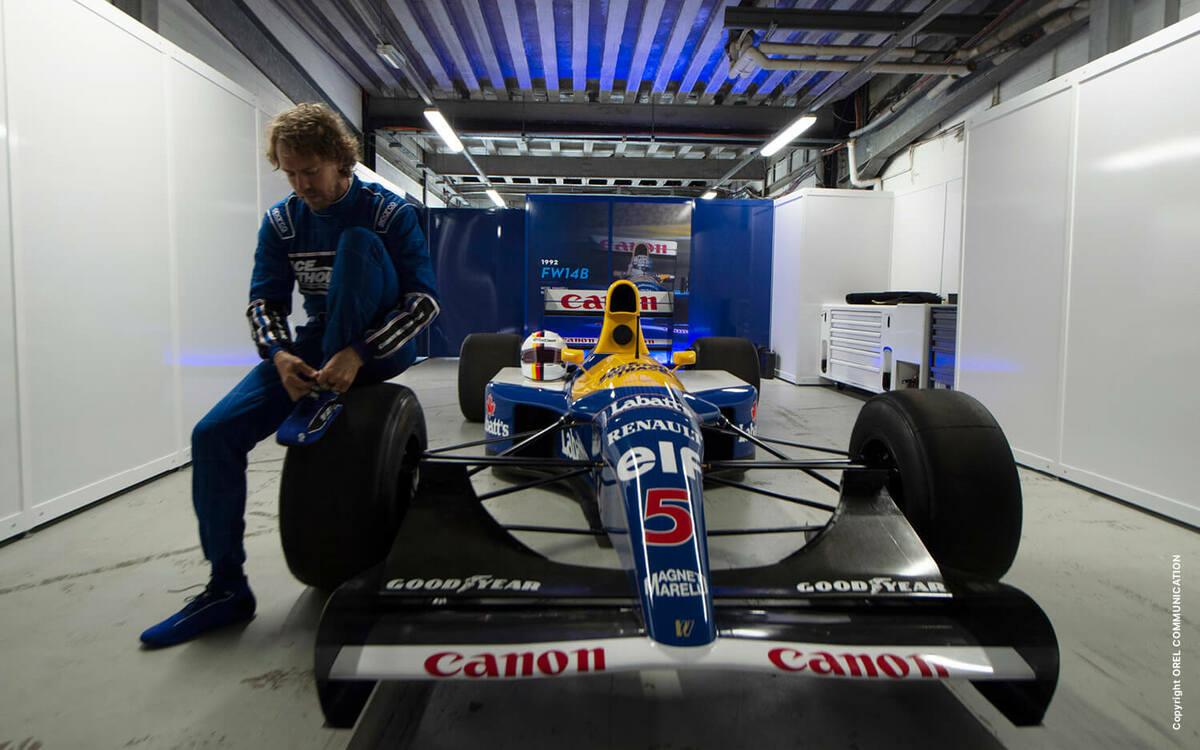 Sebastian Vettel vo Williamse FW14B, Nigel Mansell