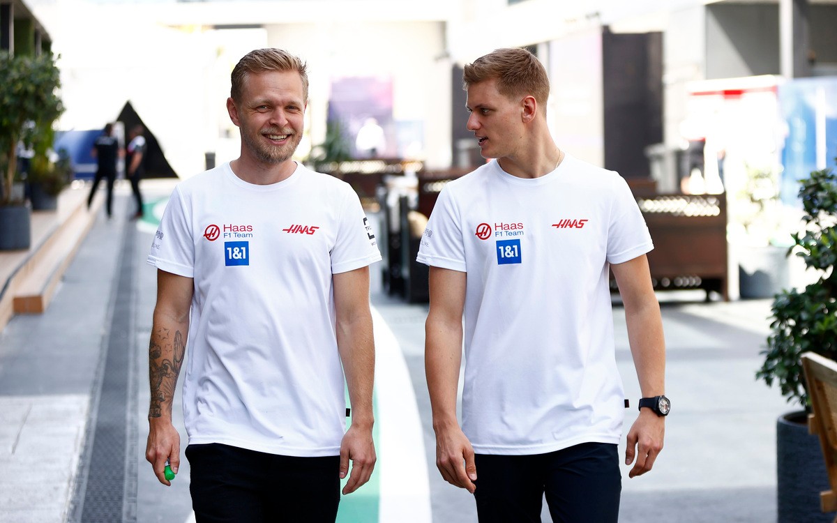 Kevin Magnussen a Mick Schumacher