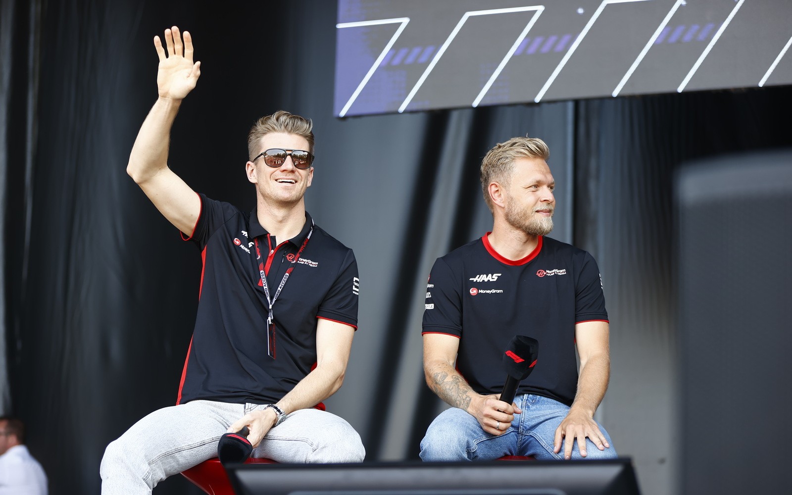 Kevin Magnussen a Nico Hülkenberg