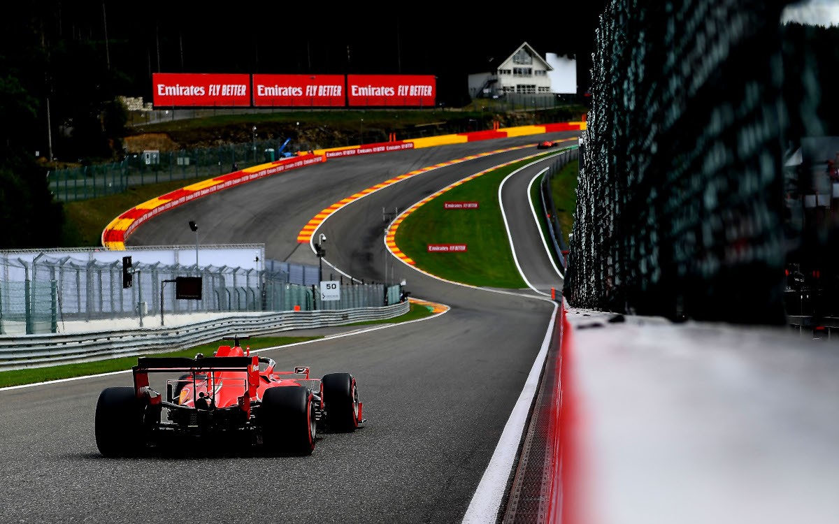 Sebastian Vettel pred Eau Rouge