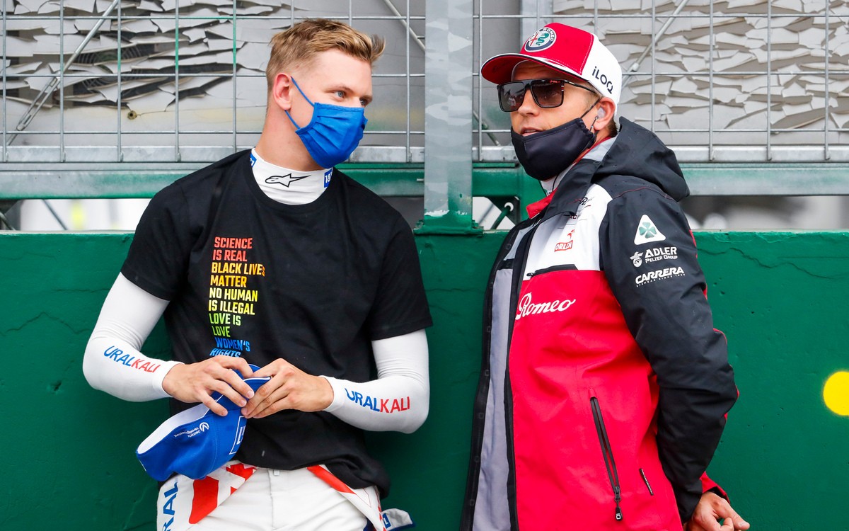 Kimi Räikkönen a Mick Schumacher