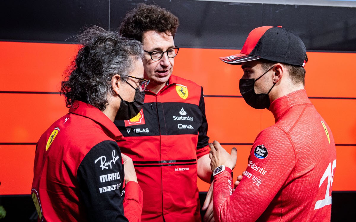 Mattia Binotto, Charles Leclerc a Laurent Mekies