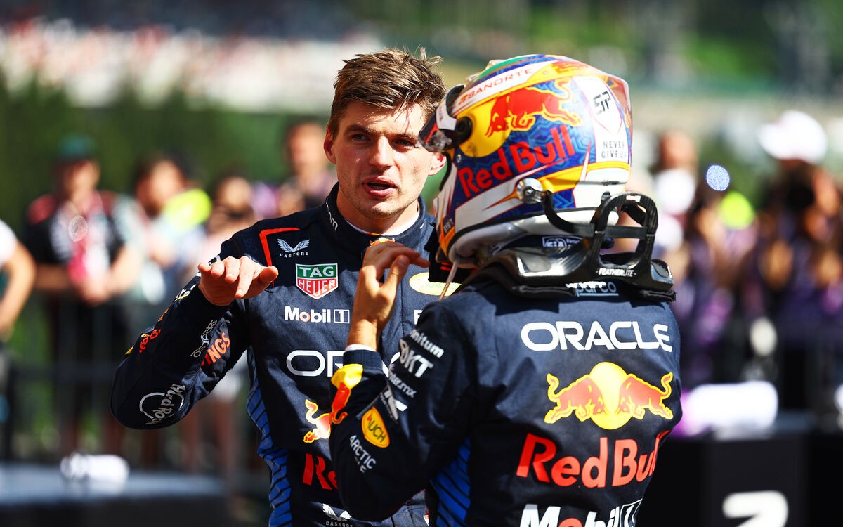 Max Verstappen a Sergio Pérez