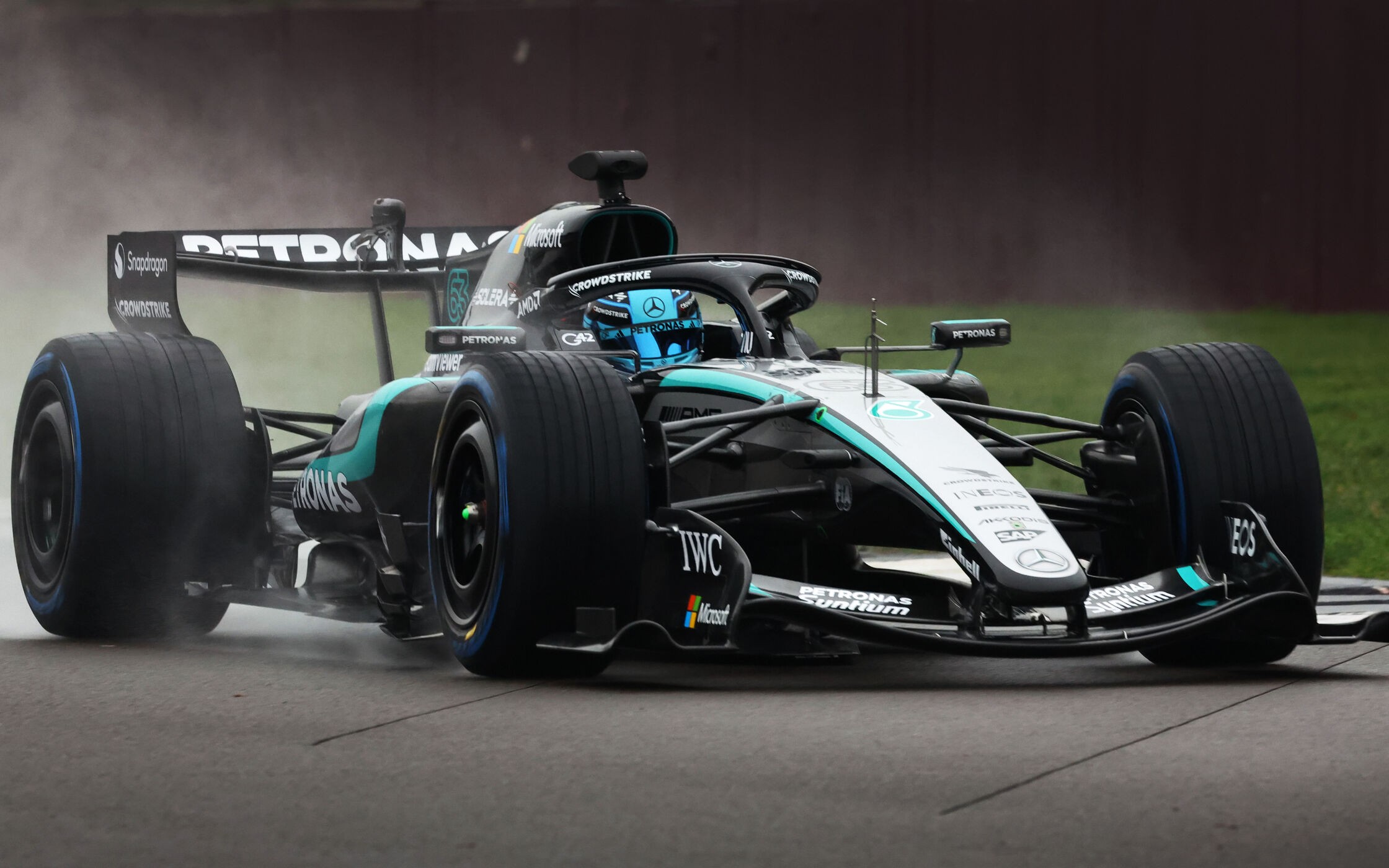 Mercedes W17 – George Russell