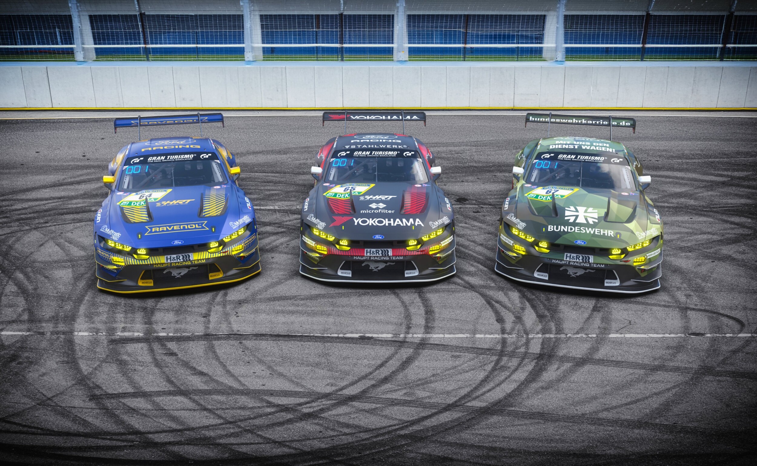 Fordy Mustang tímu Haupt Racing Team