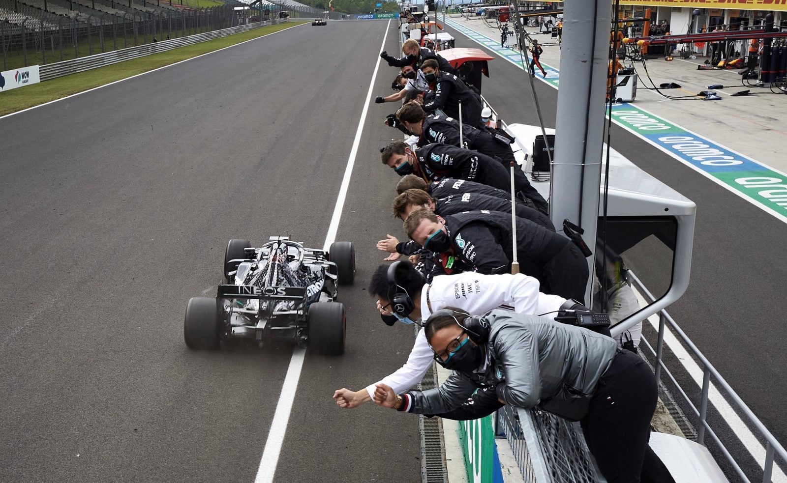 Lewis Hamilton a Mercedes
