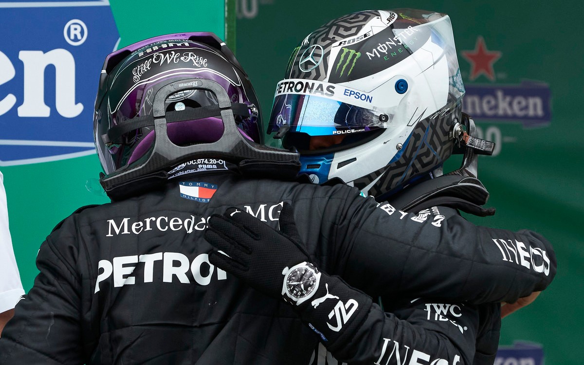 Valtteri Bottas a Lewis Hamilton
