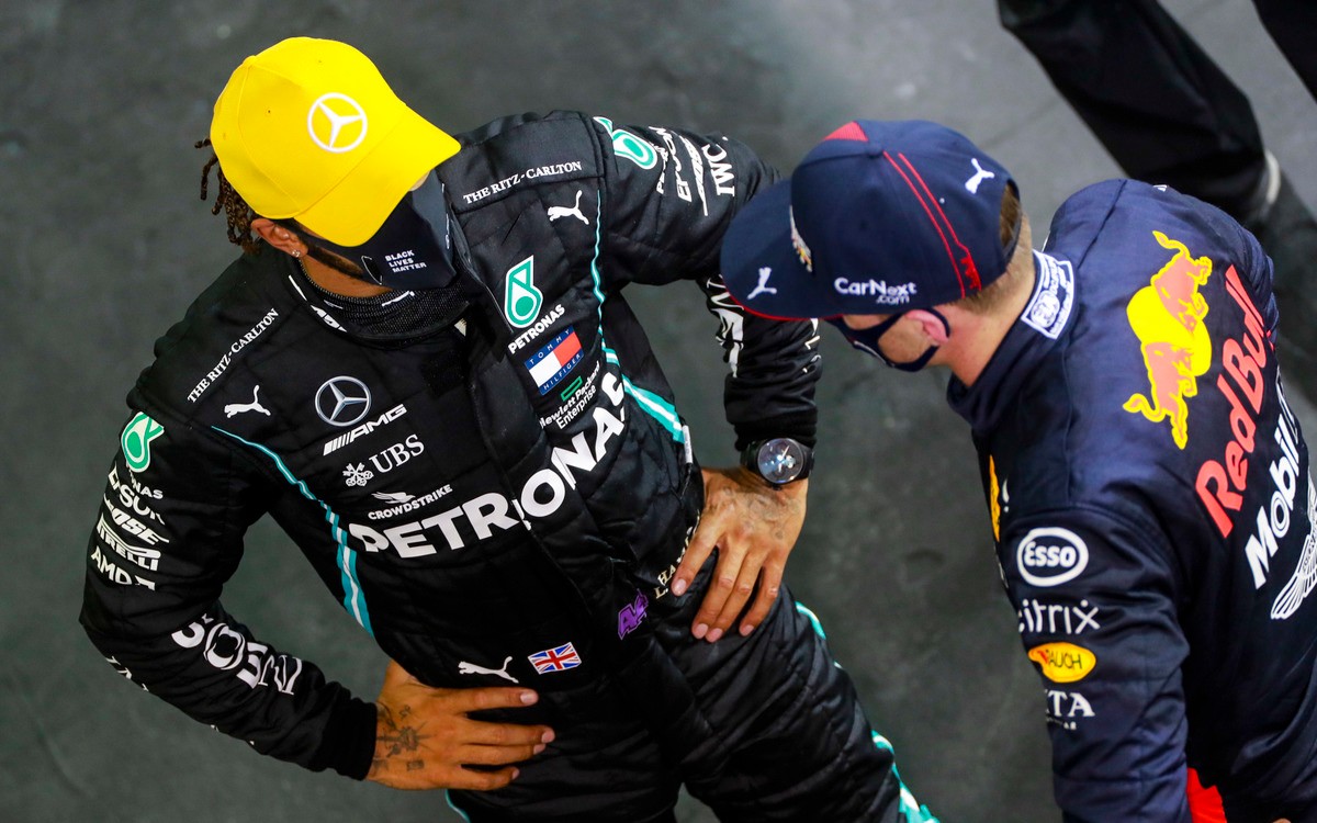 Lewis Hamilton a Max Verstappen