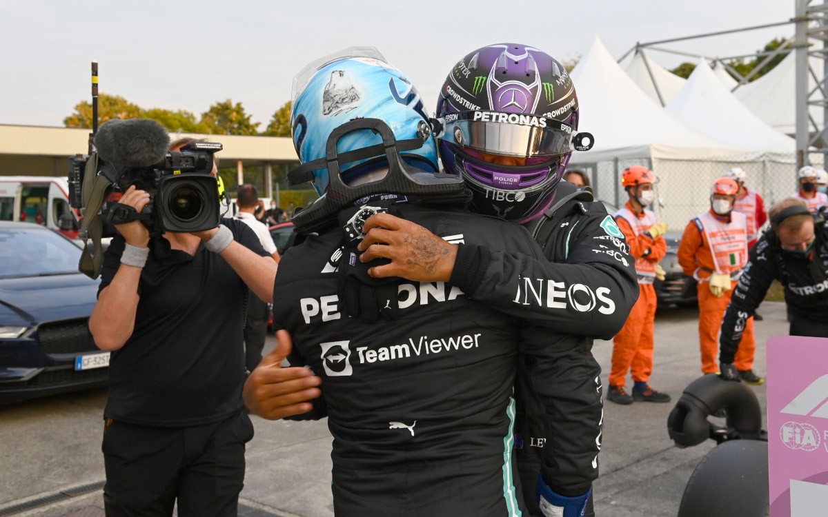 Valtteri Bottas a Lewis Hamilton