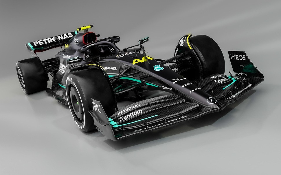 Mercedes W14