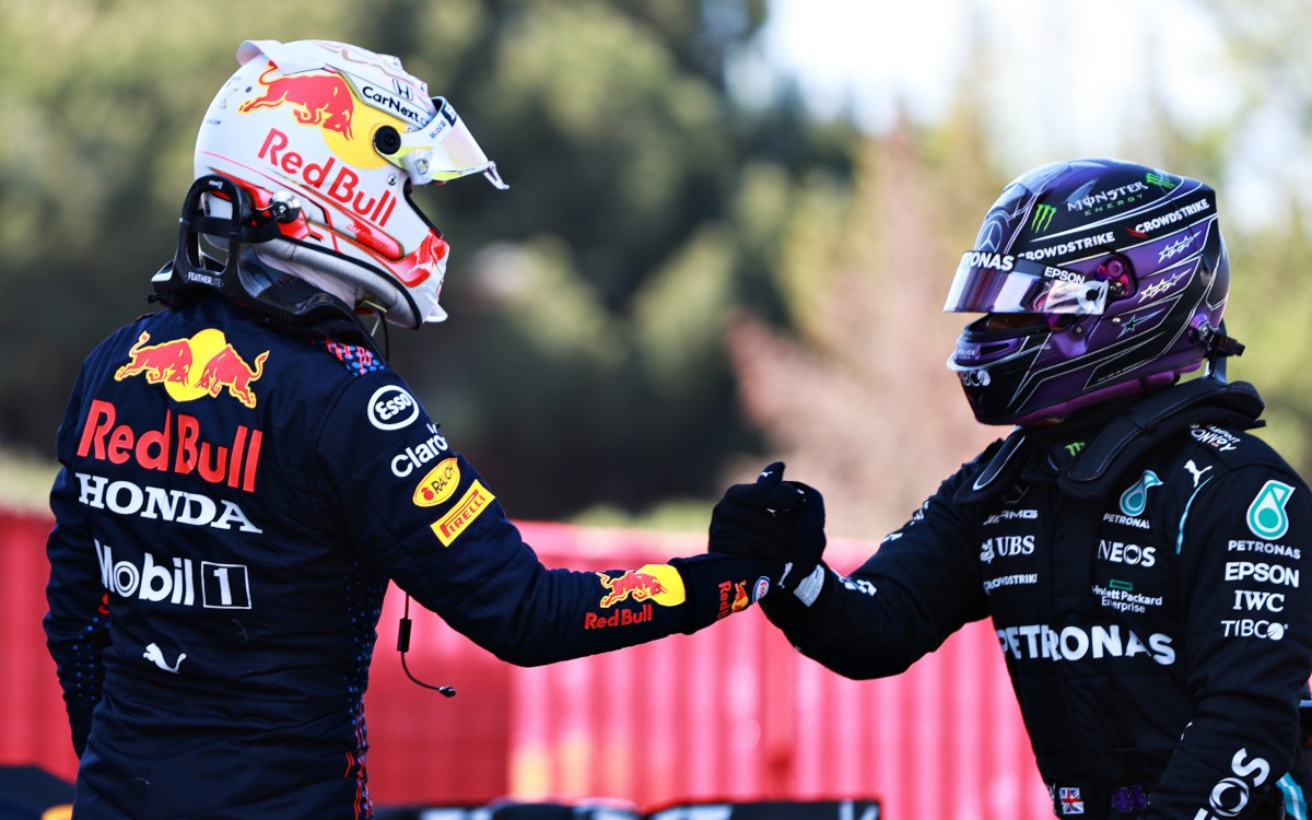 Max Verstappen a Lewis Hamilton