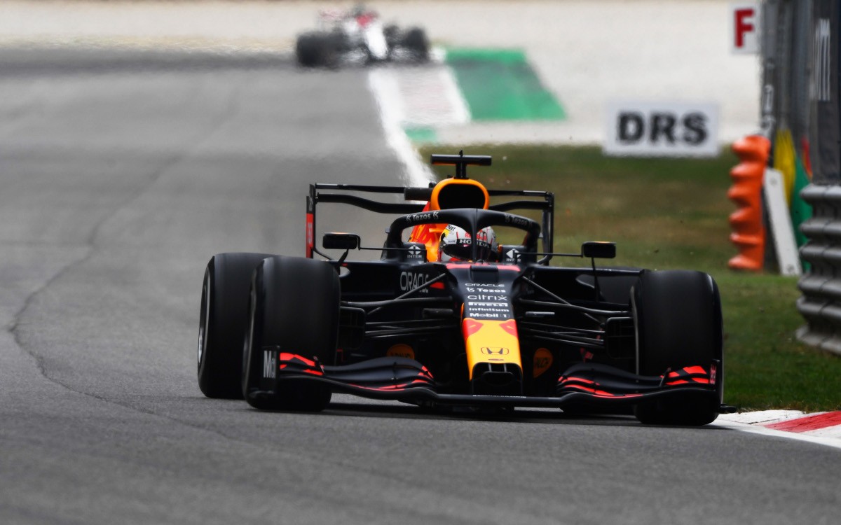 Max Verstappen s DRS