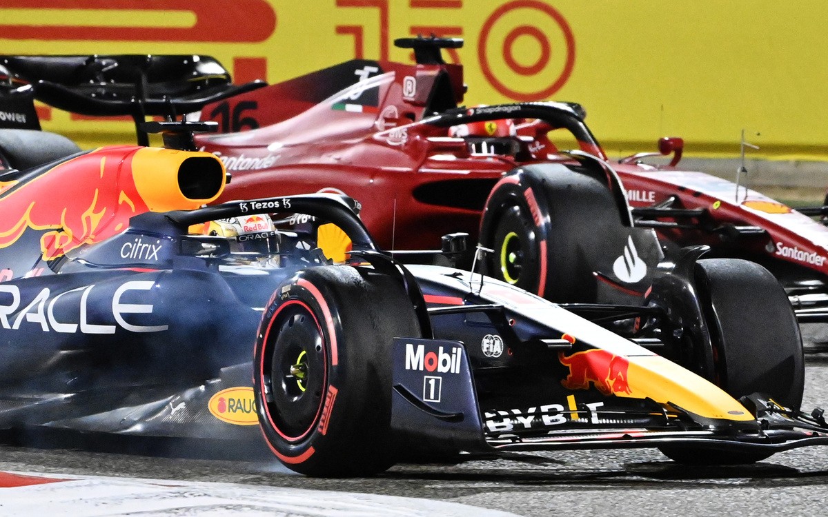 Max Verstappen a Charles Leclerc