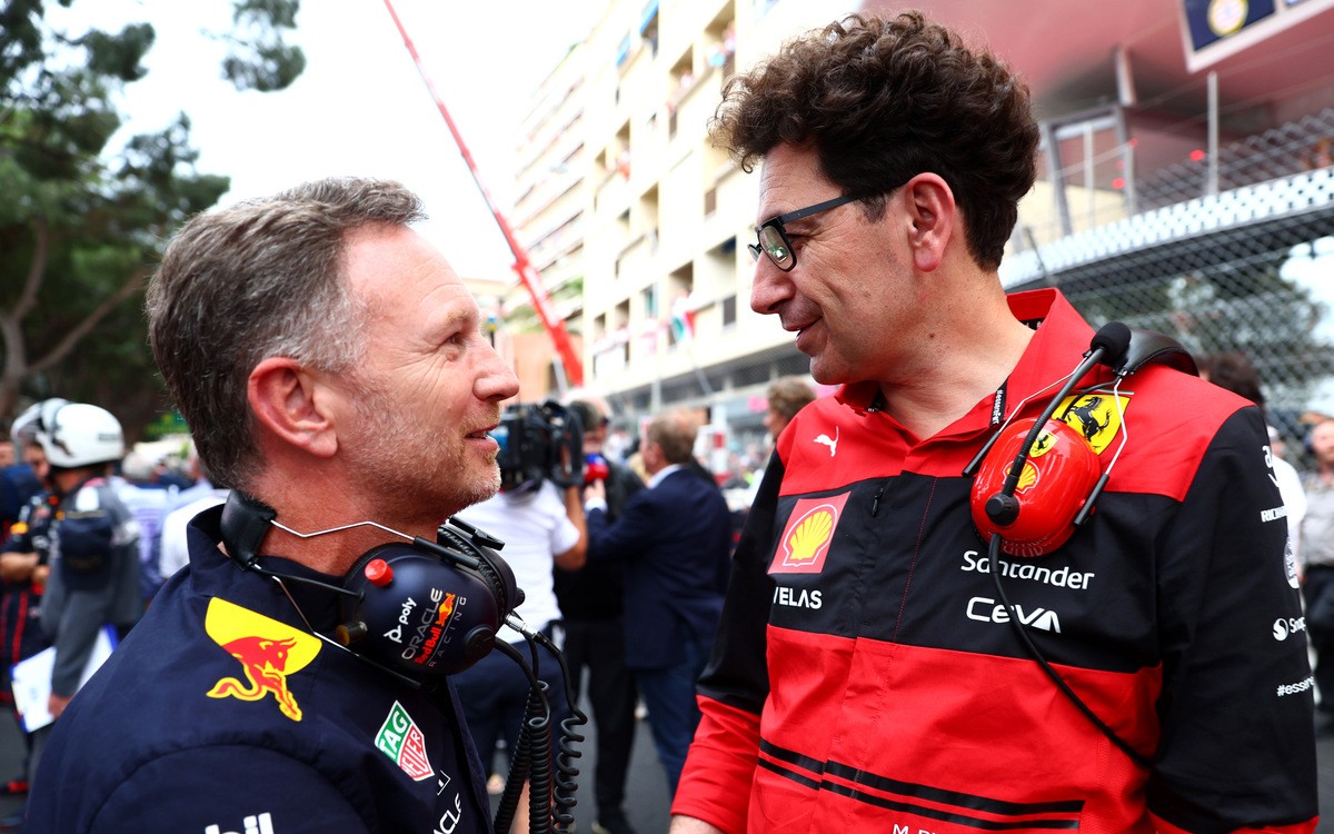 Christian Horner a Mattia Binotto