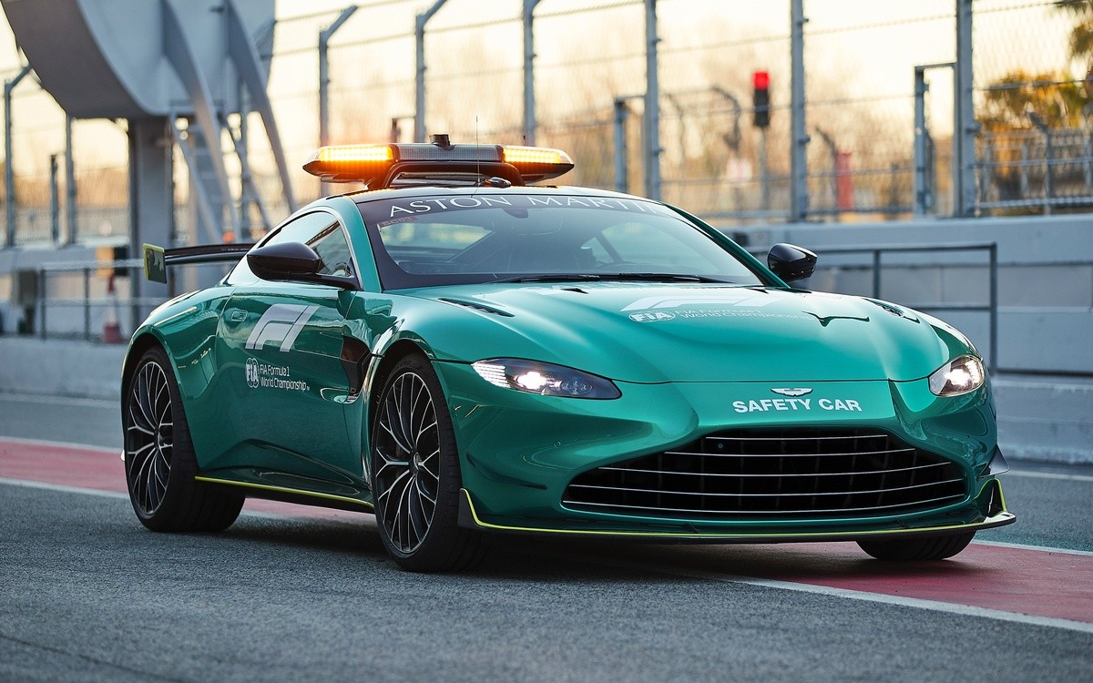 Safety car