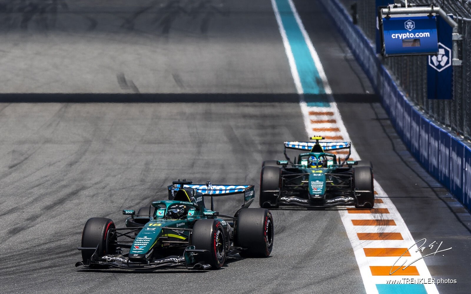 Lance Stroll a Fernando Alonso