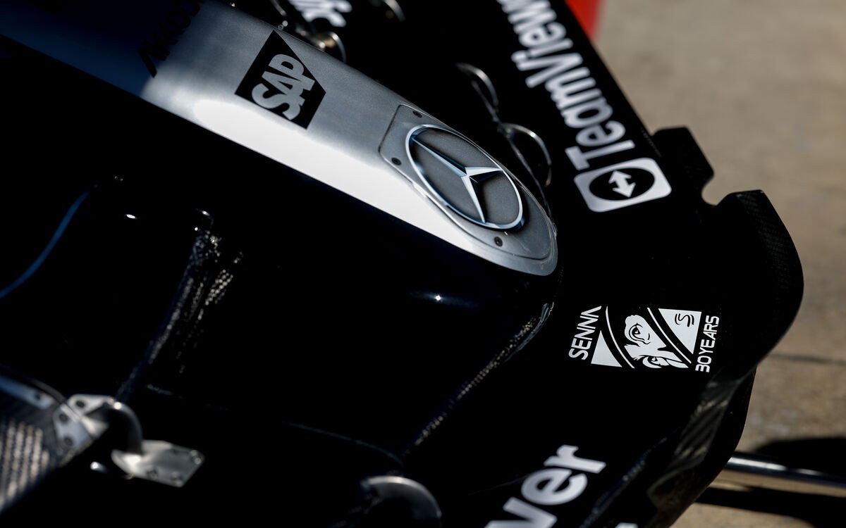 Mercedes, ilustračné, pamiatka na Sennu