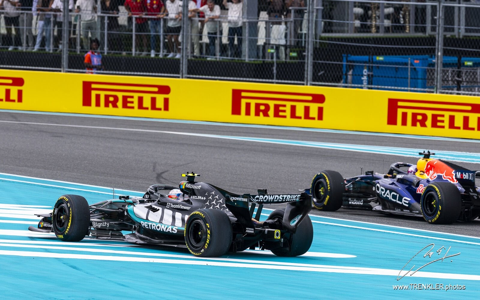 Kimi Antonelli a Max Verstappen