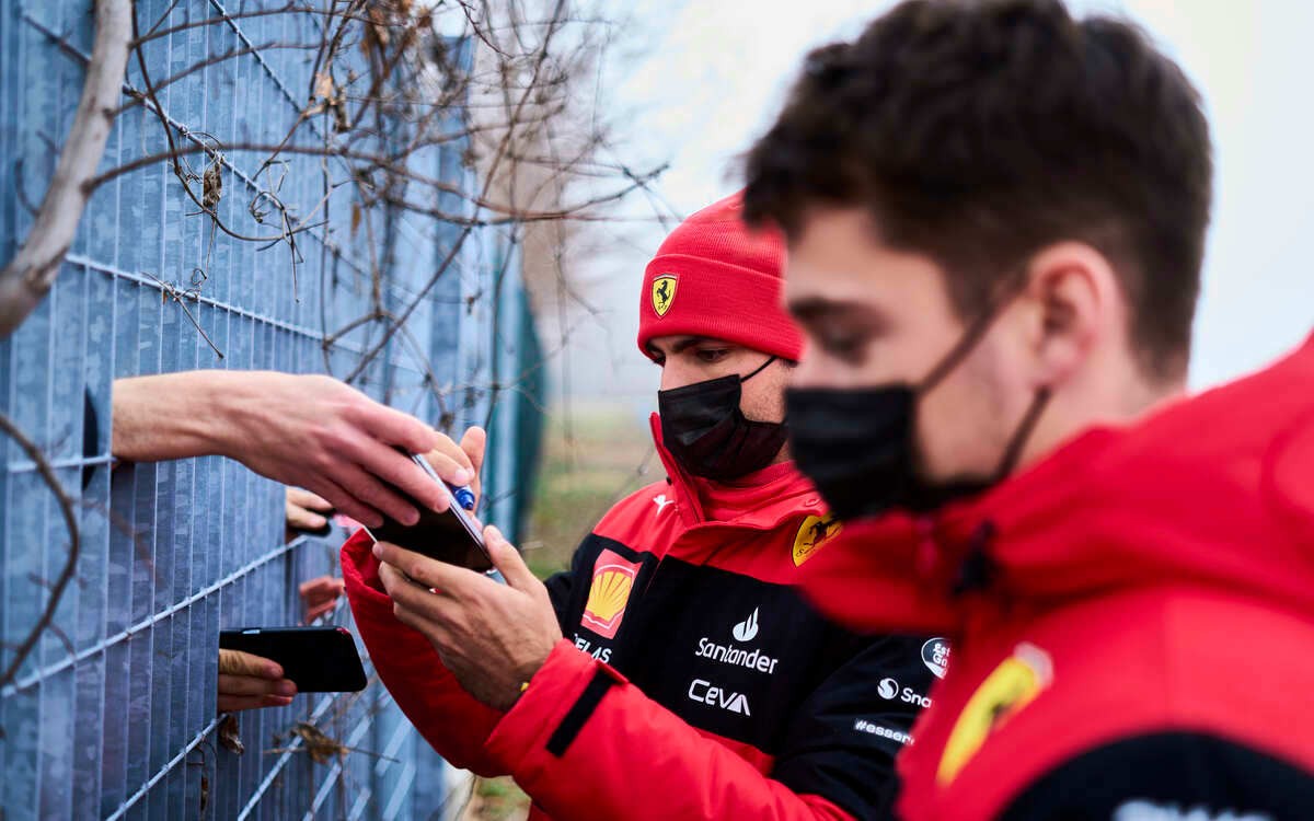 Ferrari F1-75, Charles Leclerc a Carlos Sainz