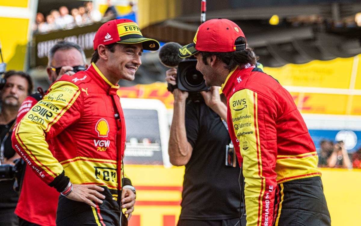 Charles Leclerc a Carlos Sainz