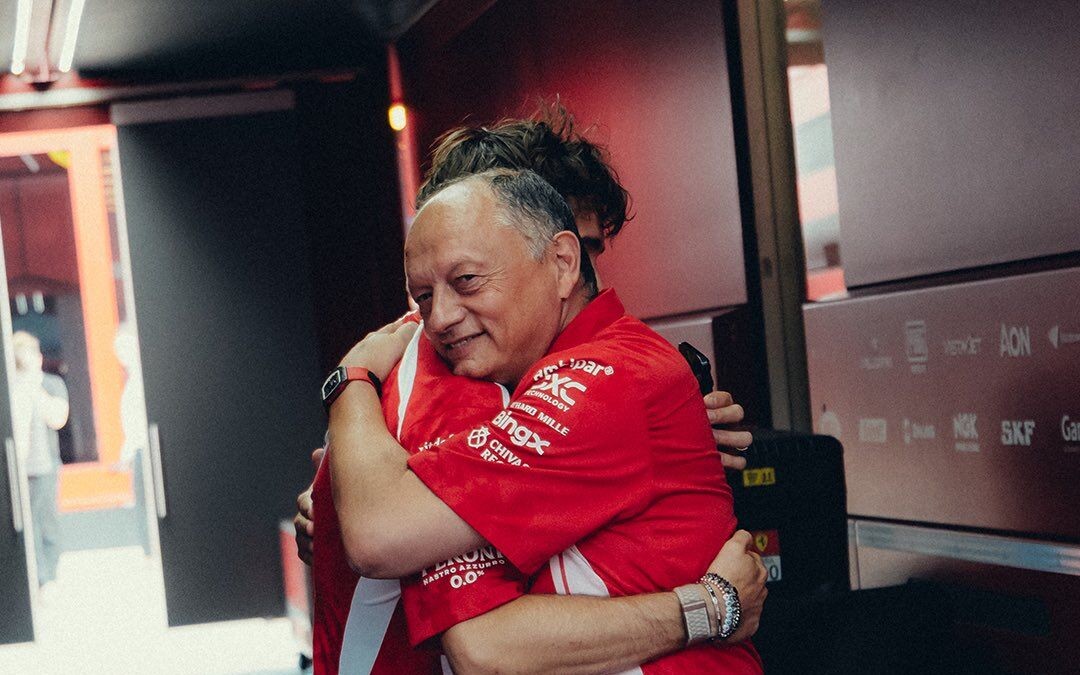 Charles Leclerc a Frédéric Vasseur