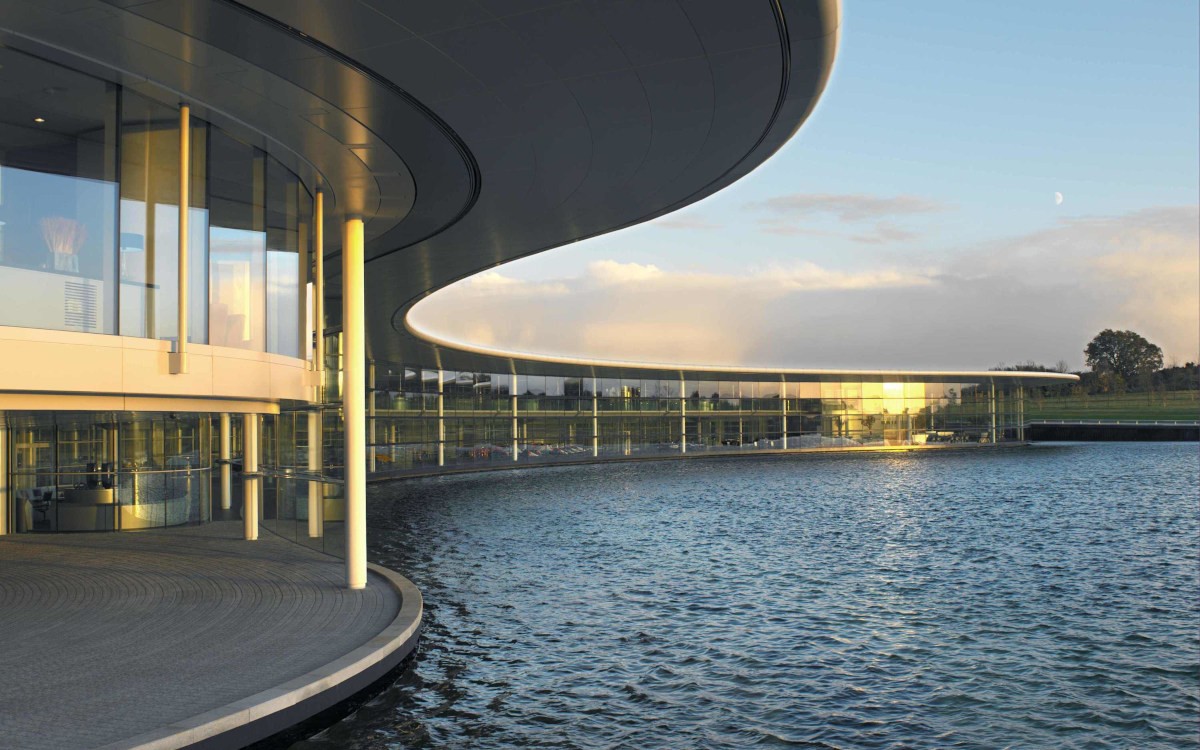 McLaren Technology Centre, Woking