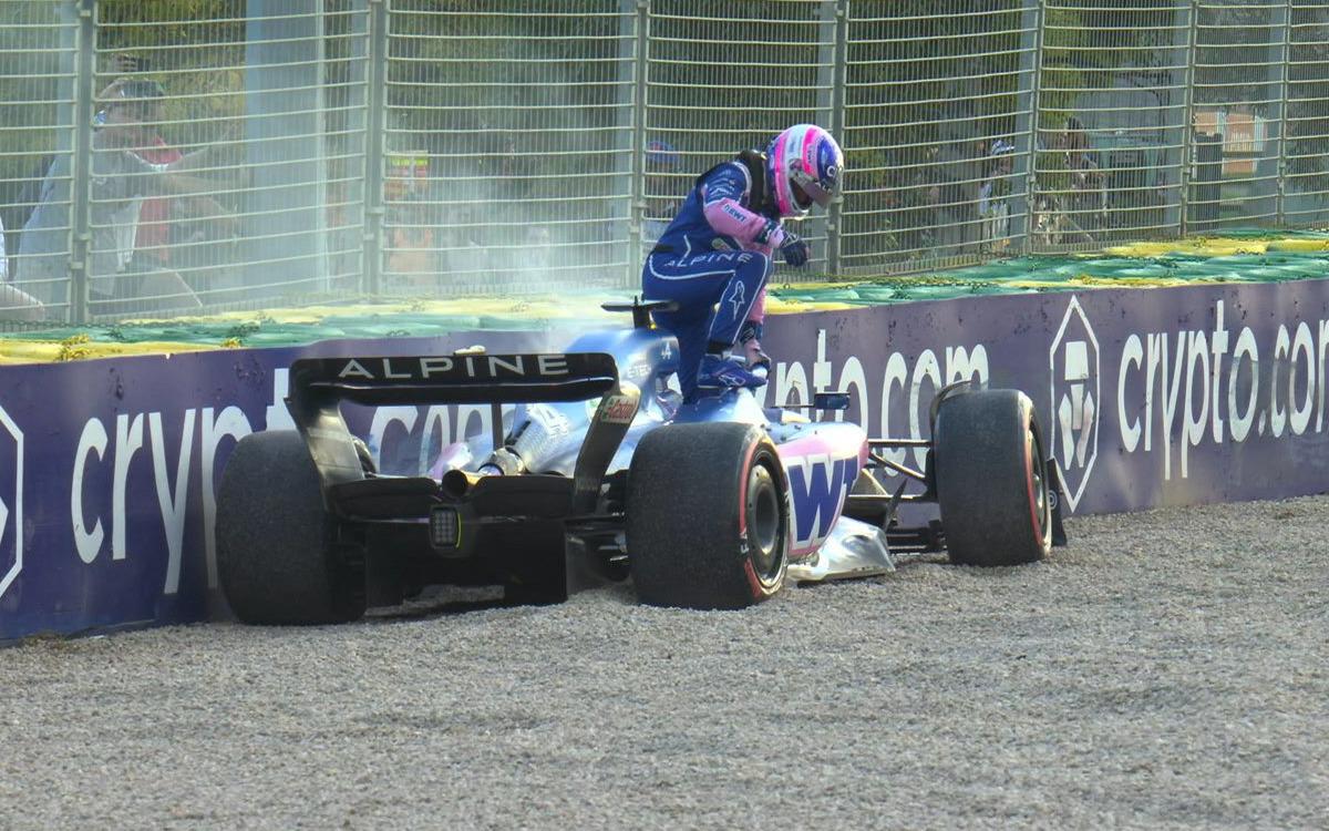 Fernando Alonso v bariérach